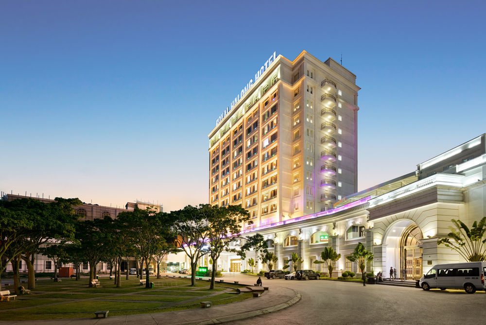 Royal Halong Hotel Hạ Long-öböl Kültér fotó